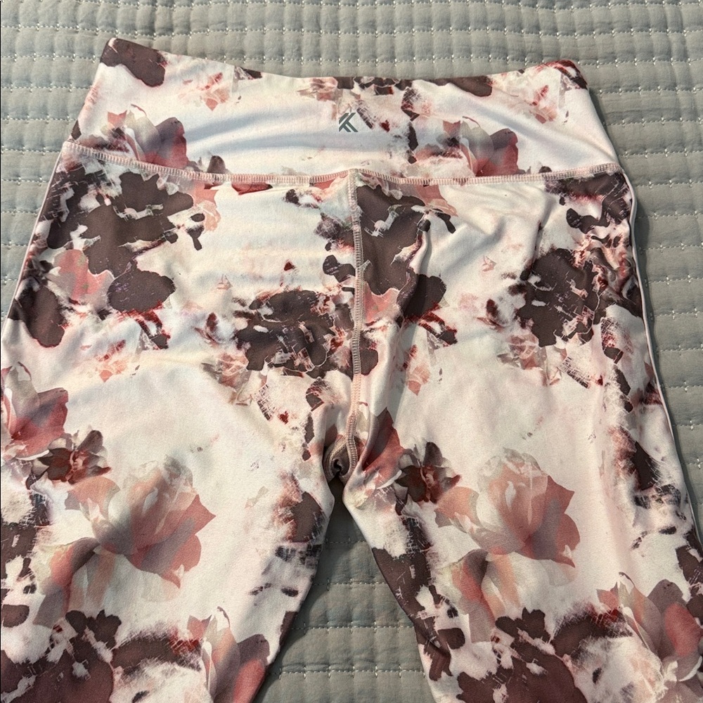 Kyodan Floral Leggings in Pink and Brown - Picture 4 of 5